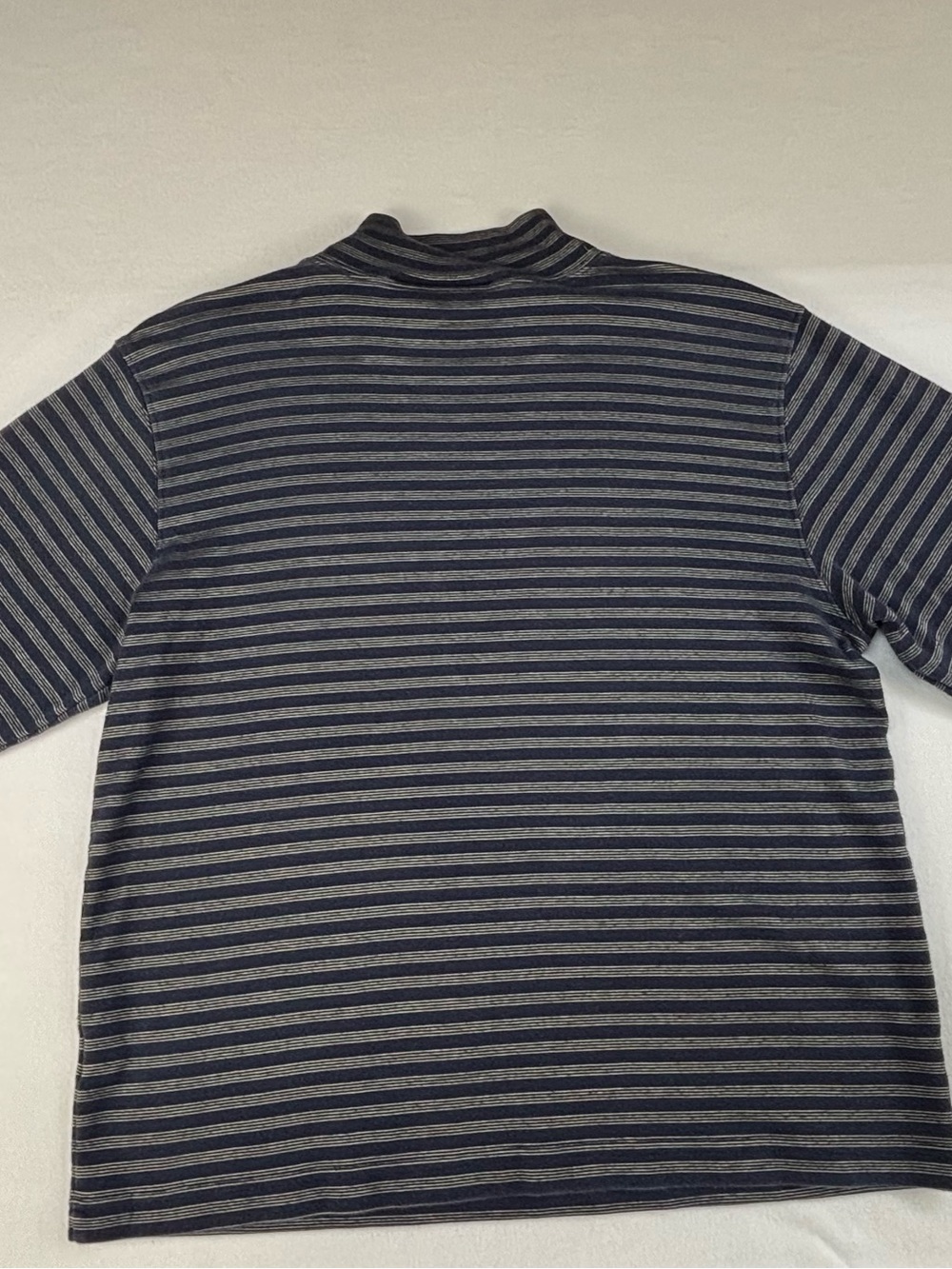 Liz Claiborne Men’s Navy and Gray Striped Turtleneck Sweater - Picture 4 of 4